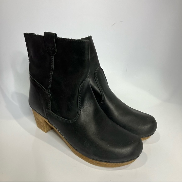 Sanita Juna wooden heel clog boots black leather size 10 pull on boots - Picture 2 of 8